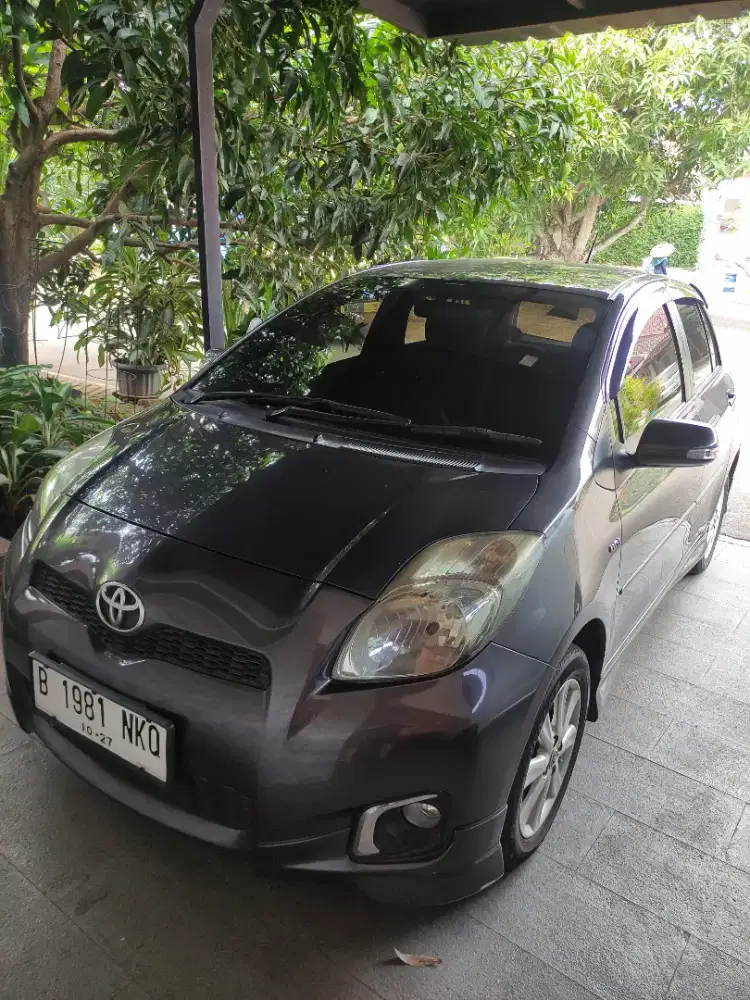 Toyota Yaris 1.5 S 2012