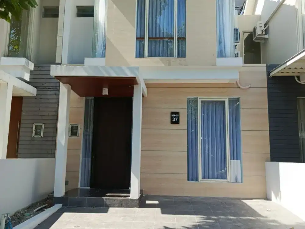 For SALE! Rumah Northwest Park - Bangunan 2 Lantai