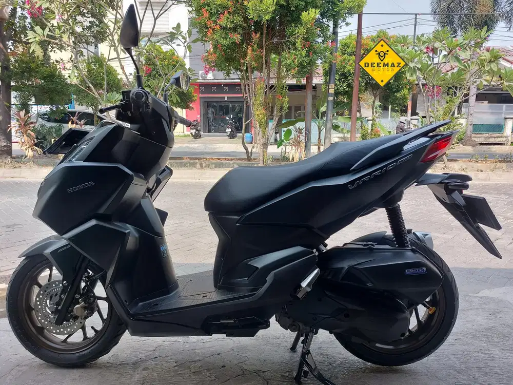 (DP 300)‼️ Plat B DKI JakBar Vario 160 ABS Hitam 2022 Cash / Kredit