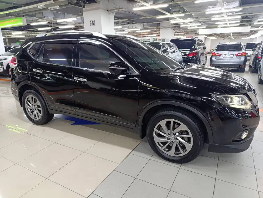 TDP 12 juta Nissan X-trail Xtrail 2.5 AT Tahun 2015/2016