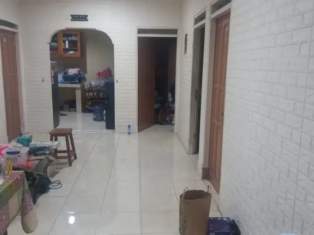 Rumah SHM Hadap Selatan Bisa Nego di Duta Bandara Permai Dadap Tangerang