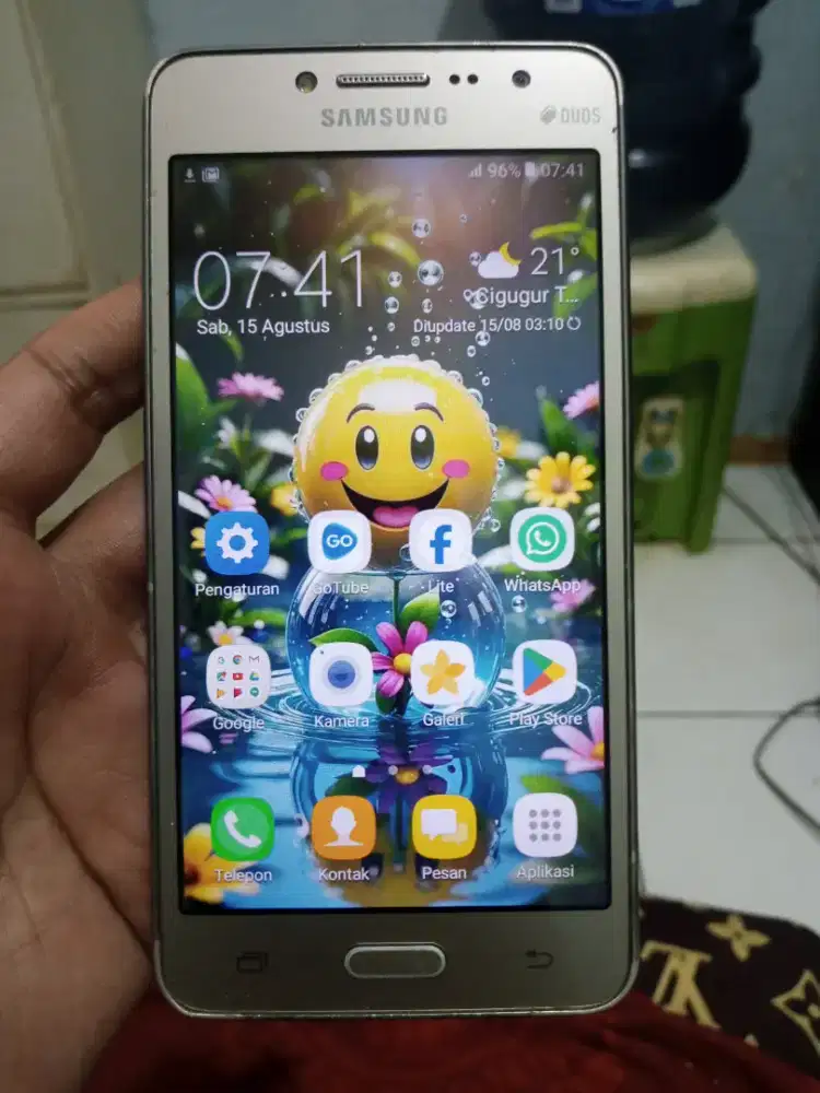 Samsung galaxy J2 prime 4G layar 5 inchi