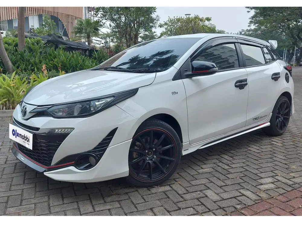TDP 1 JUTA Toyota Yaris 1.5 TRD Sportivo Bensin-AT 2018 Putih CBYEB