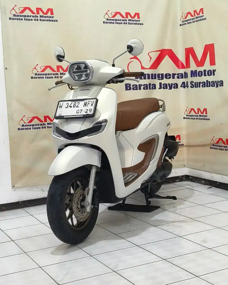 Ready Km 8 Ribu Honda Stylo ABS tahun 2024 warna putih