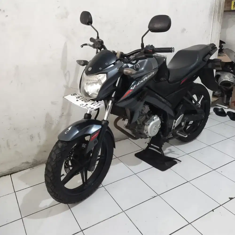 Yamaha Vixion KS 2014 Orisinil Lengkap Bagus Mesin Aluss