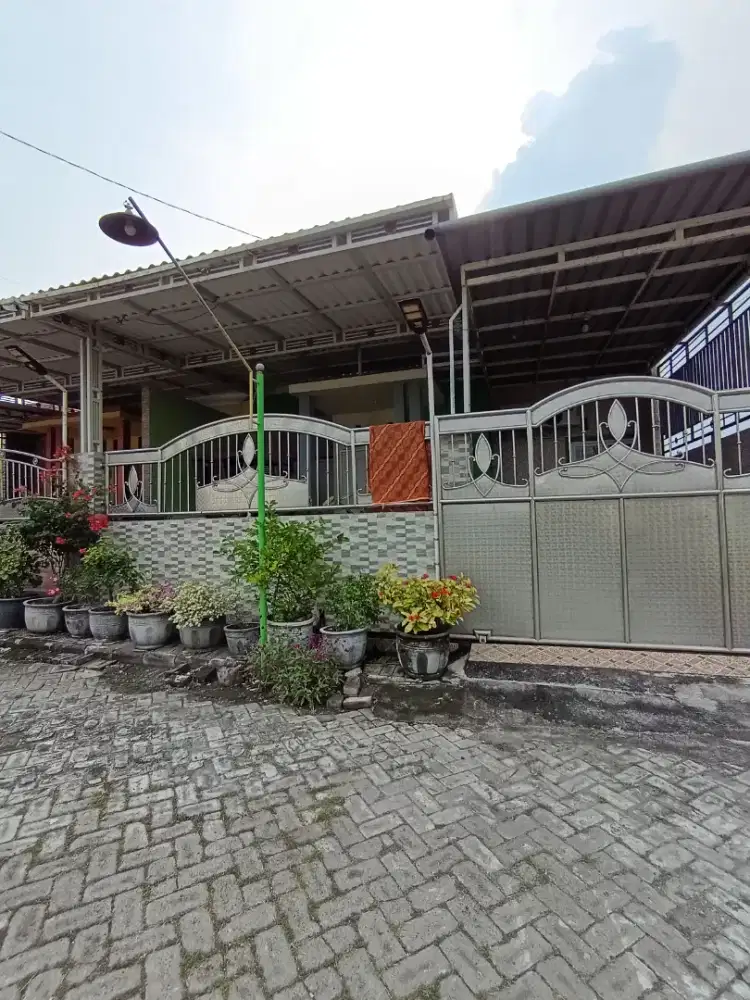 Bismillah. Dijual rumah di perumahan bhumi cerme apsari regency.