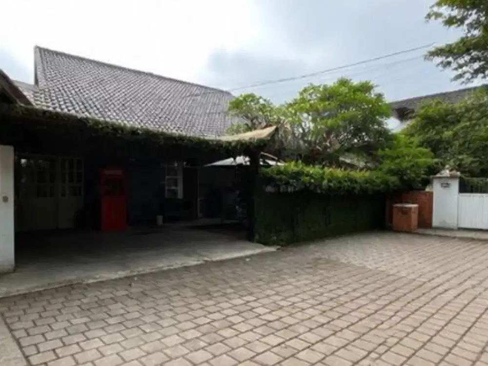 Dijual Rumah Asri Siap Huni Arcamanik Bandung dekat Sport Jabar