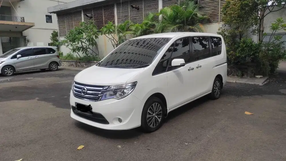NISSAN SERENA 2.0 AT BENSIN 2017
