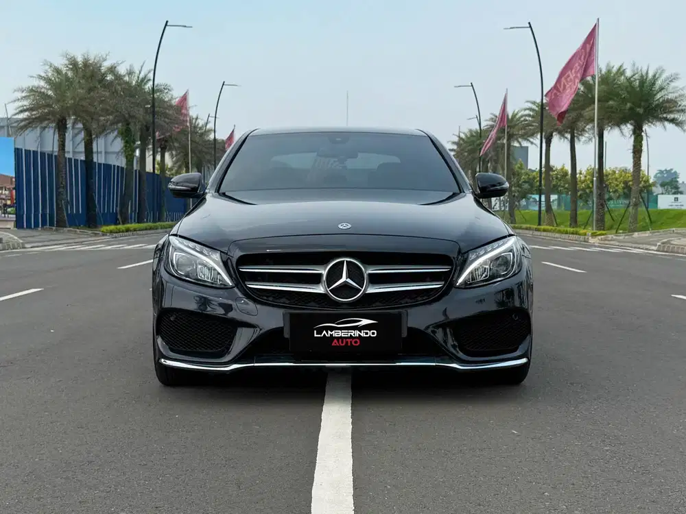 MERCEDES BENZ C200 AMG LINE 2.0 TURBO 2018 W205 HITAM LOW ODO 2017