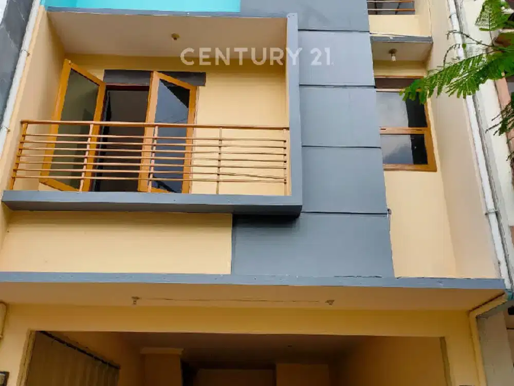 Ruko 2'5 Lantai Cocok Untuk Usaha Lokasi Kurdi Regency Bandung