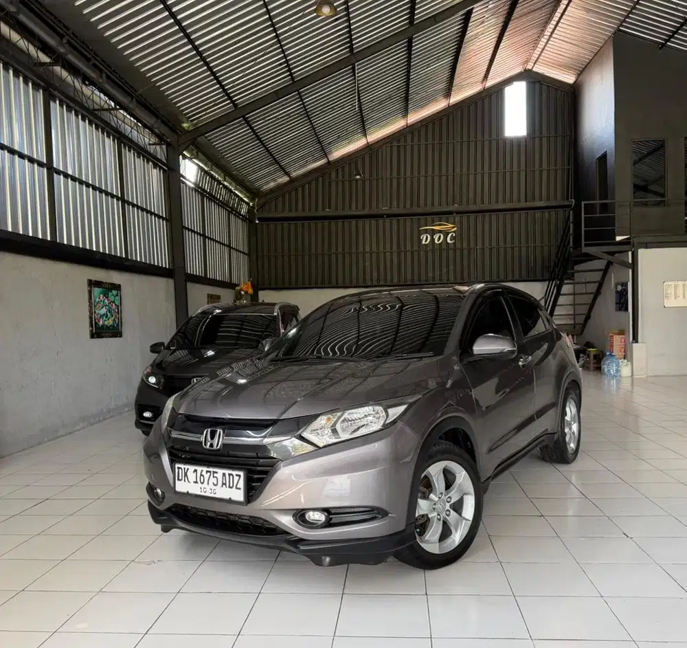 HRV E Cvt 2015 asli bali