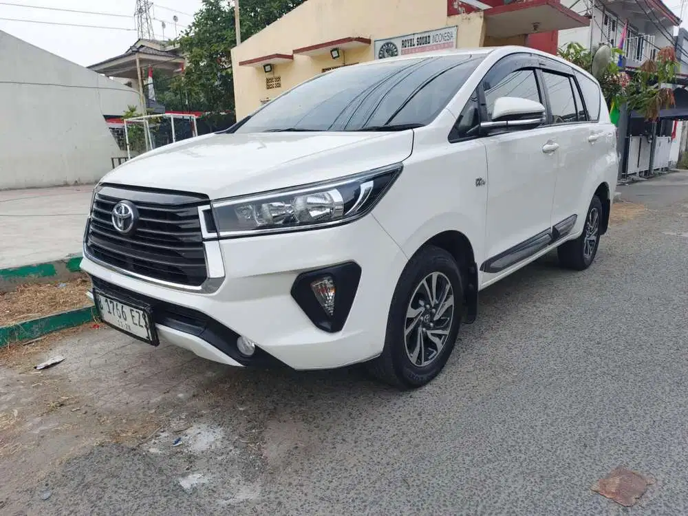 Toyota Kijang Innova 2023 Bensin