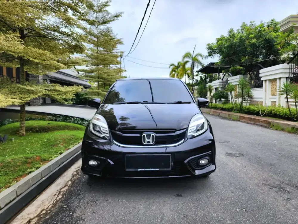 Honda Brio 1.2 RS CVT 2017