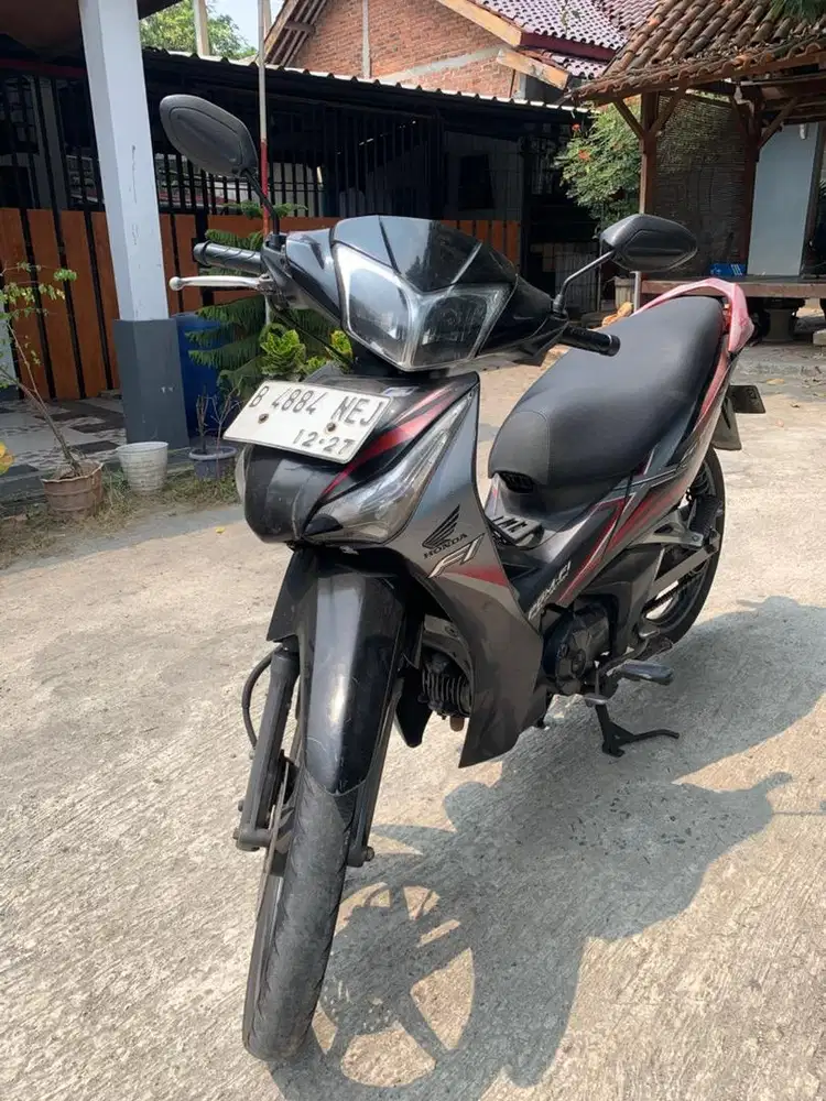 Supra X Helm in 2012