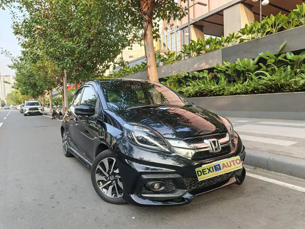 (KM40000) HONDA BRIO RS MANUAL 2018 NIK 2017 ISTIMEWA KM RENDAH!!