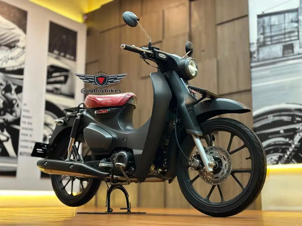 Honda Super cub C125 Matte Axis Grey 2022