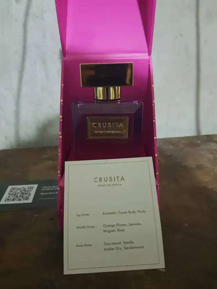crusita parfume