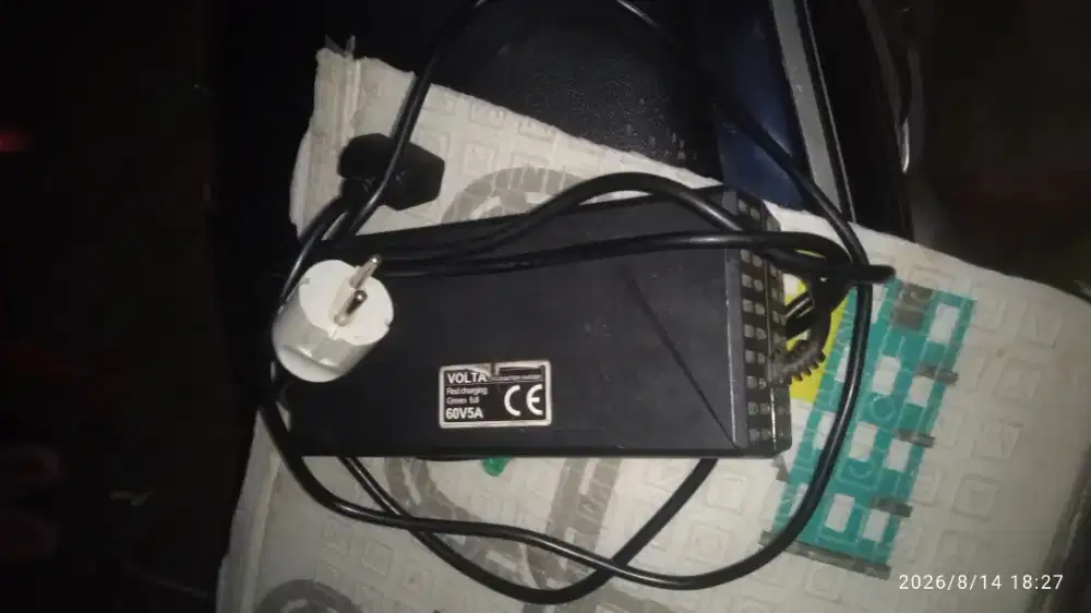 Charger Volta 5 Ampere bekas