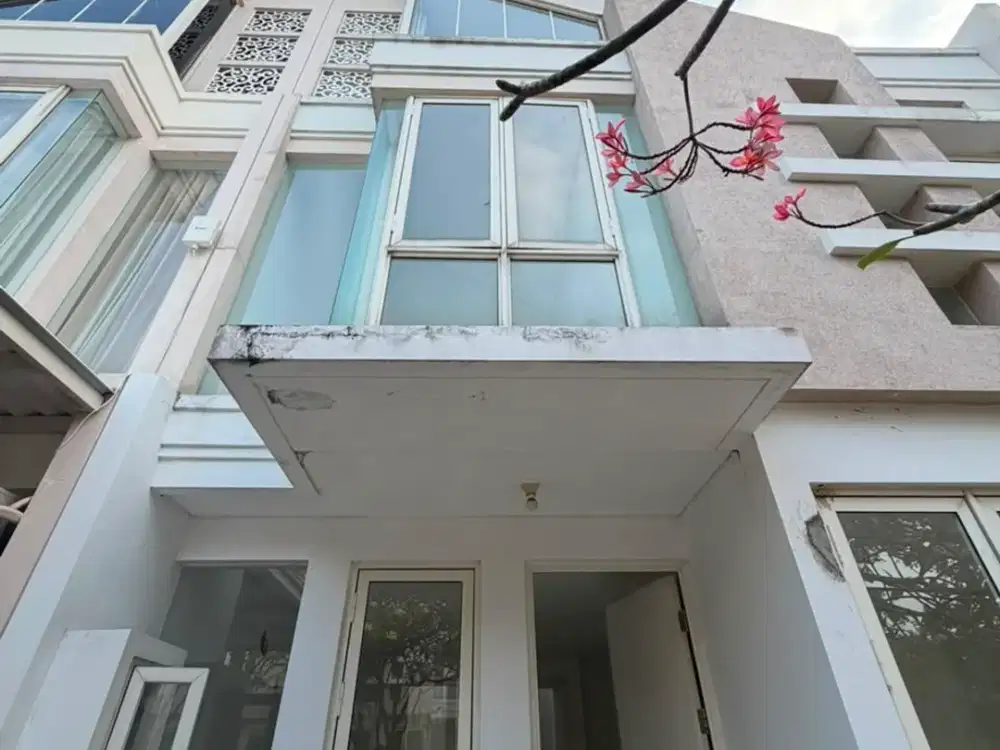 Disewakan Rumah di Cluster Zimbali Costa Y5, Pakuwon City