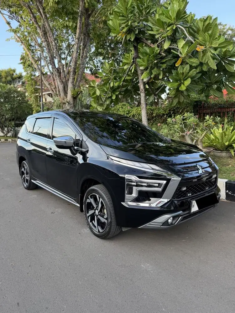 Xpander Ultimate CVT 2022 Facelift