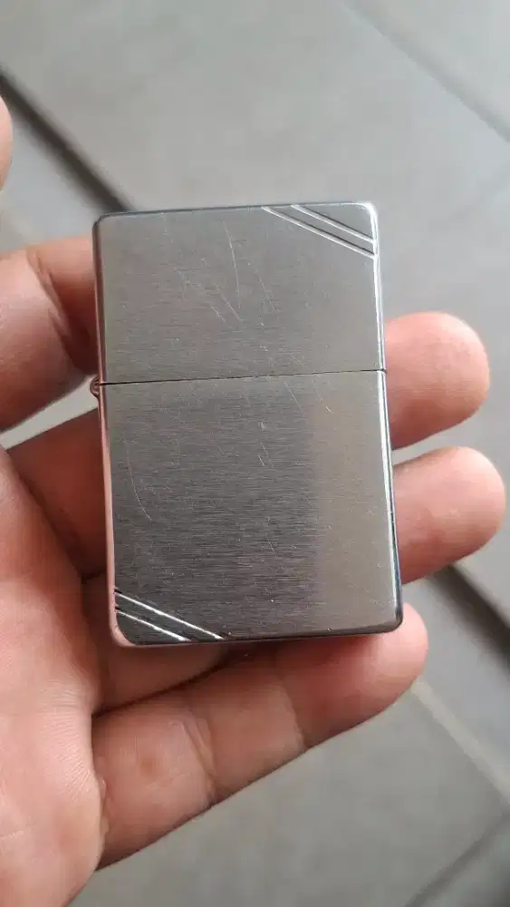 Zippo 1937 Rep with slash