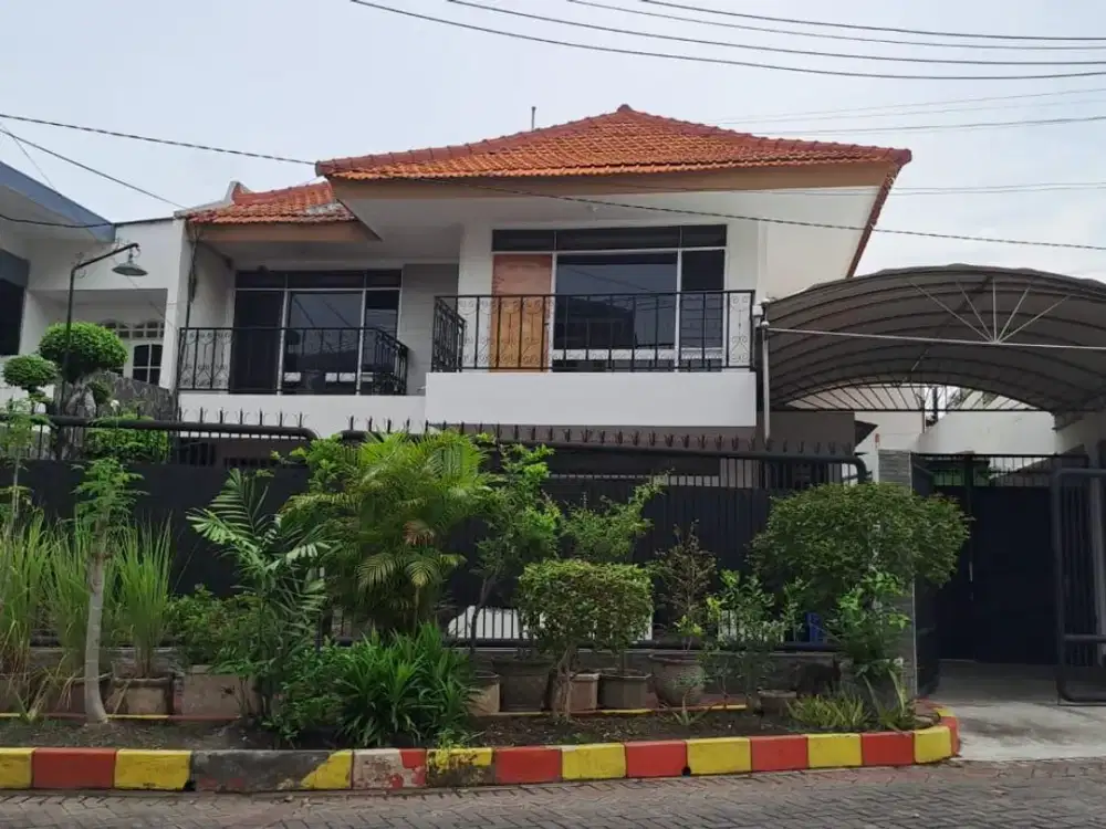 Dijual Rumah di Jalan Tulungagung III, Surabaya
