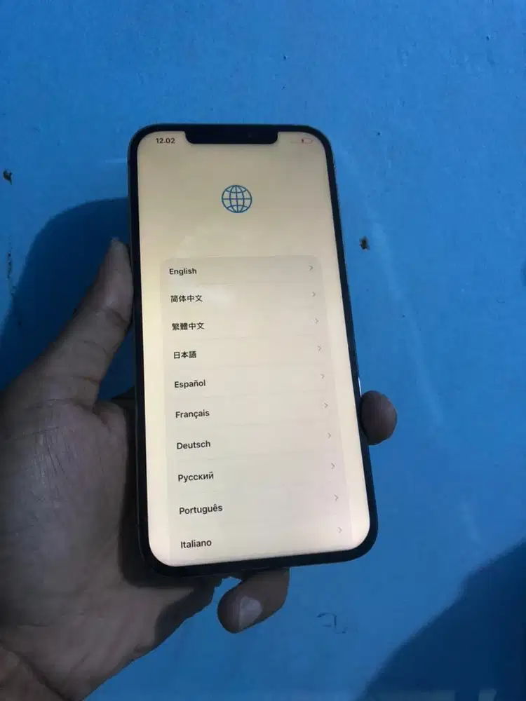 Iphone 12 promax 256 gb lock icloud