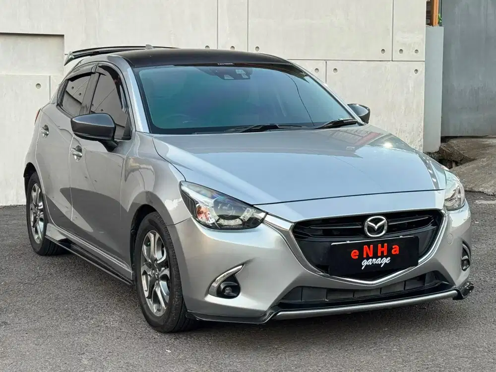 MAZDA2 GT 1.5 A/T 2017 Skyactive.. eNHa garage Semarang..