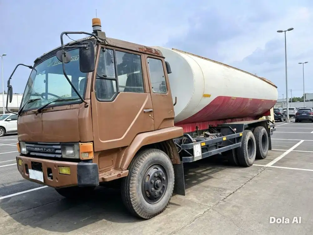 Di Jual Truk Tanki Mitsubishi Fuso FN 517 Tahun 1992