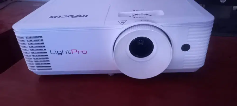 PROYEKTOR INFOCUS IN0012SL