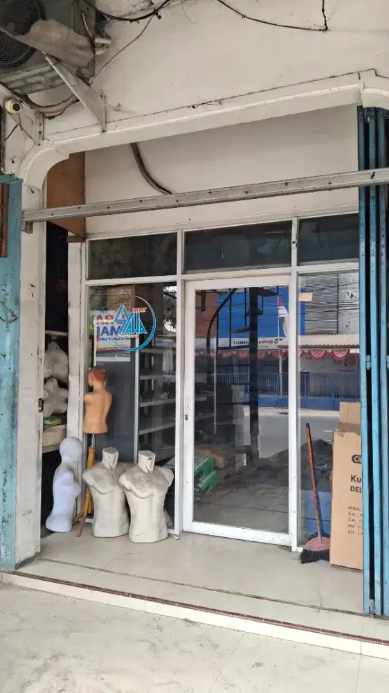 DISEWAKAN TOKO USAHA