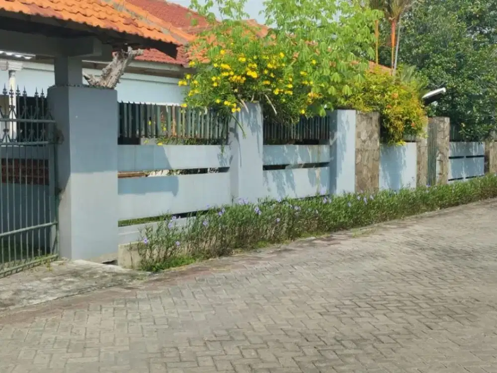 Dijual Rumah Kost Jalan Taman Klampis Aji Tengah II, Surabaya