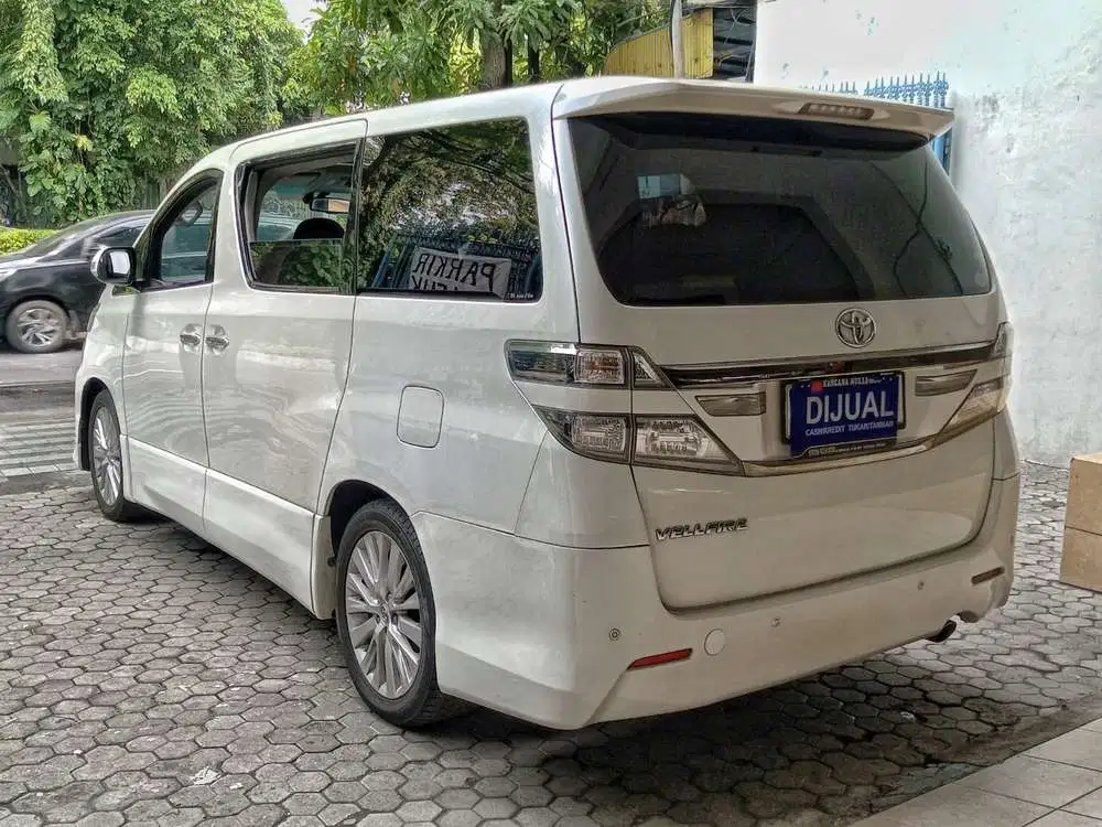 Toyota Vellfire 2013 Bensin