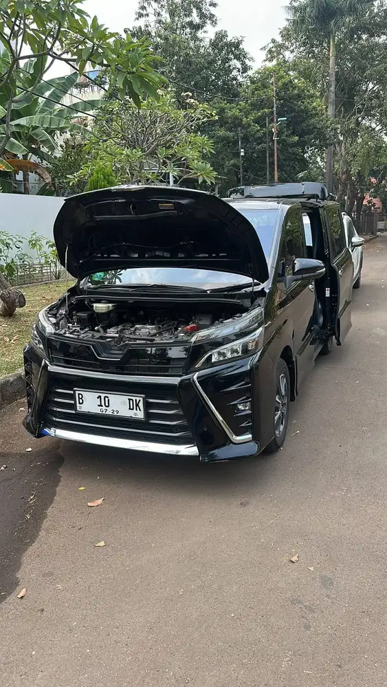 PAJAK 7/2027 VOXY 2.0 2019 FULL RECORD TOYOTA