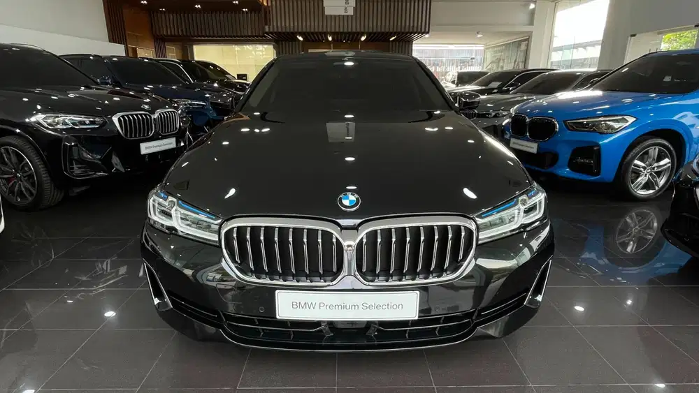 BARU 7.000KM! BMW 530i OPULENCE 2023. KAPAN LAGI?!