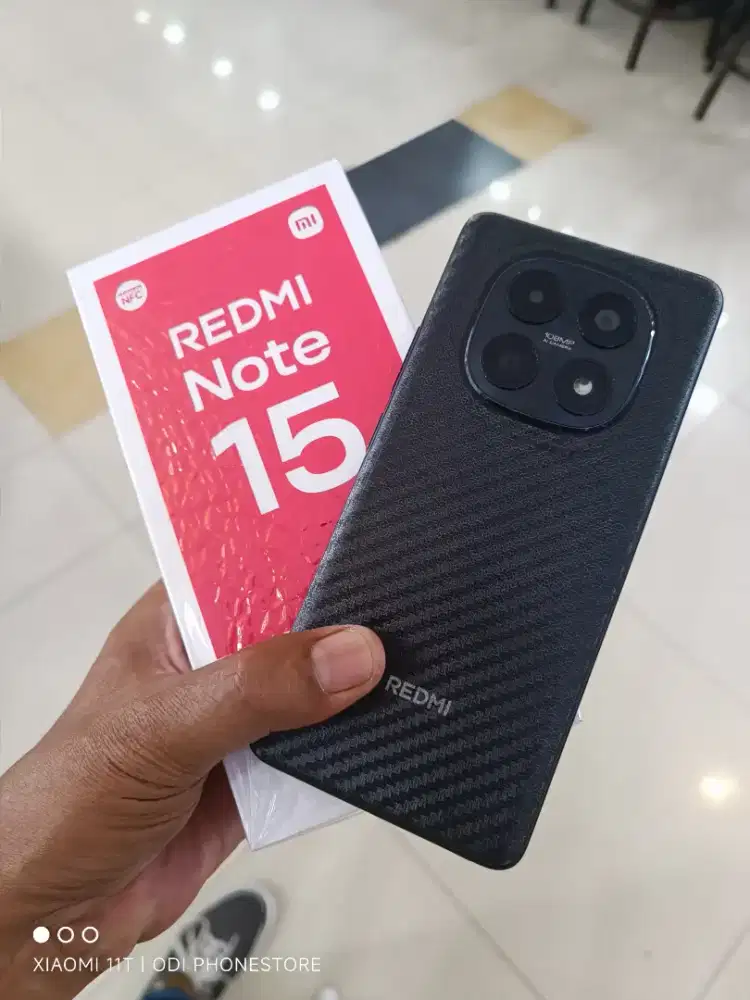 Redmi note 15 8/128 mulus seperti baru dan lengkap pemakaian 3 bulan
