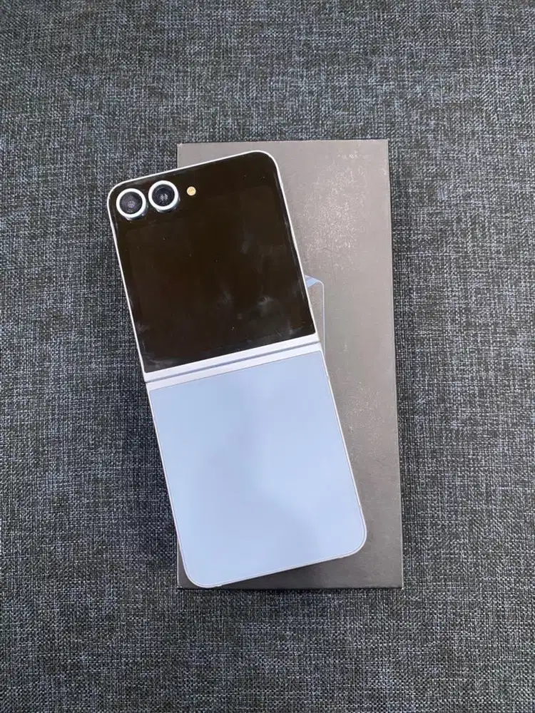 Samsung Galaxy Z Flip 6