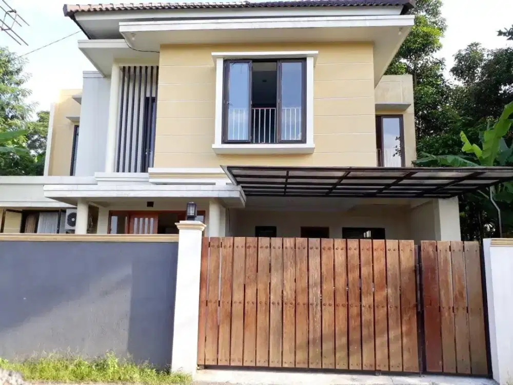 LT 198 JL MONJALI PALAGAN RUMAH MEWAH 2 LANTAI SIAP HUNI JL AM SANGAJI DALAM RINGROAD DEKAT UGM, POPONGAN, POGUNG PANDEGA, SENDOWO, JL MAGELANG, TUGU
