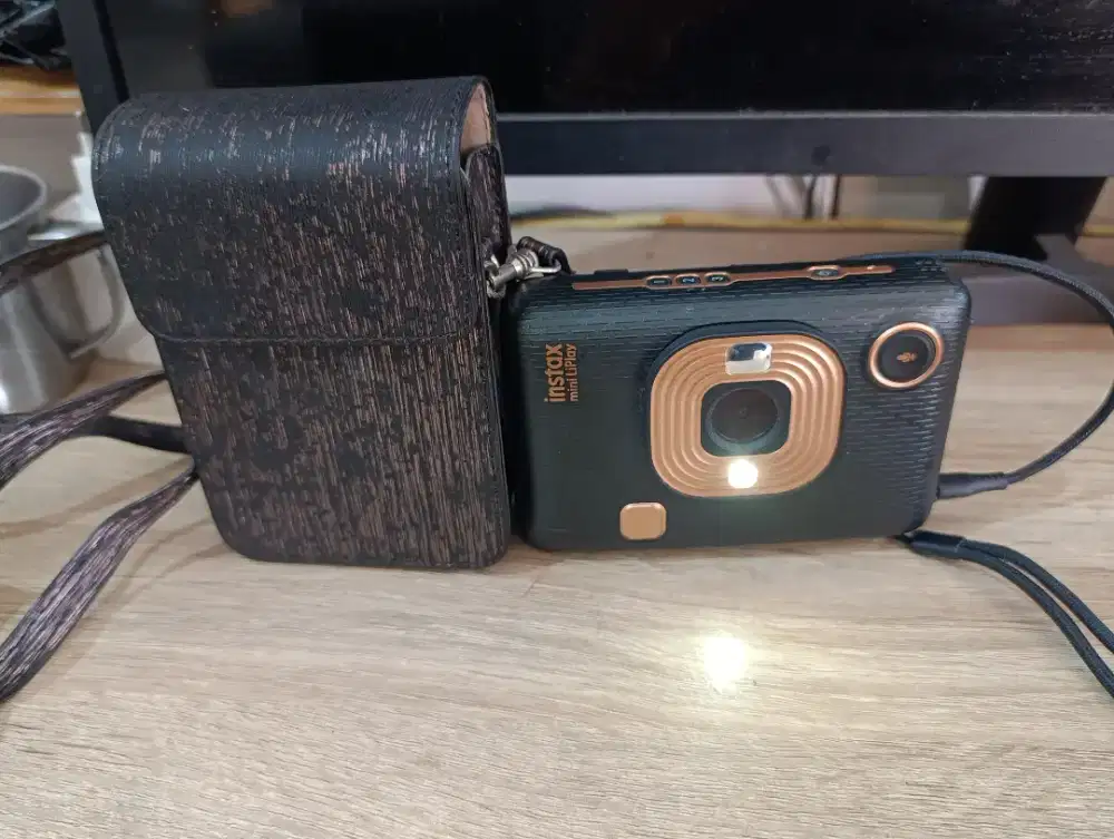 Instax mini LiPlay Elegant Black