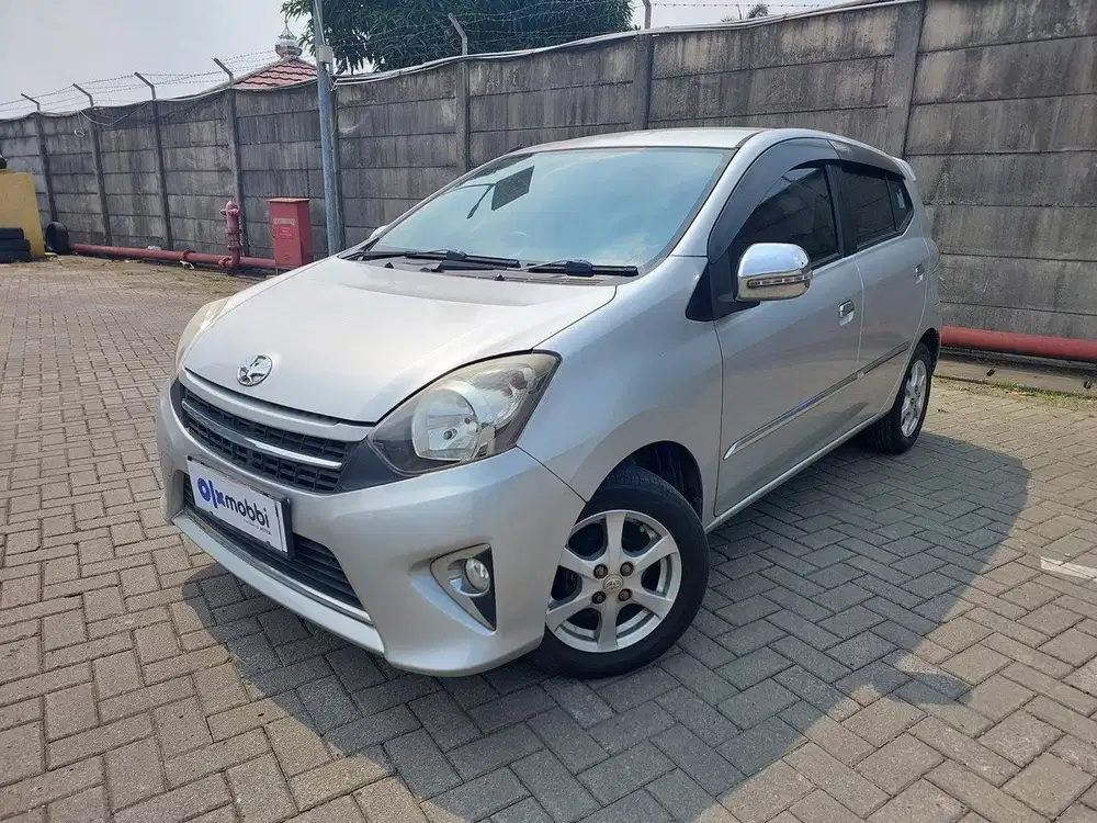 TDP 1 JUTA Toyota Agya 1.0 G Bensin-MT 2015 Silver C3YND