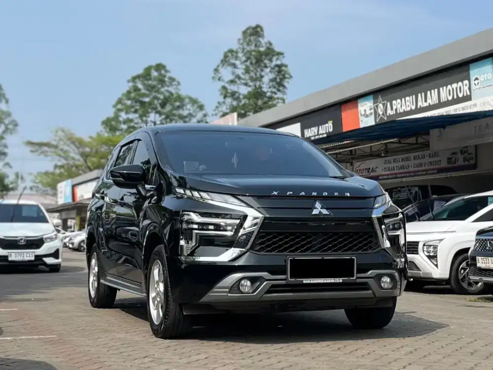 MITSUBISHI XPANDER SPORT 1.5 AT HITAM 2021 FACELIFT