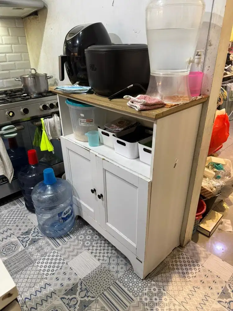 Lemari Bumbu Dapur 2 Pintu Bekas Masih Kokoh