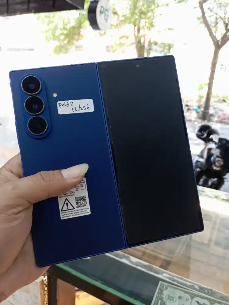 Samsung Z Fold 7 12/256GB
