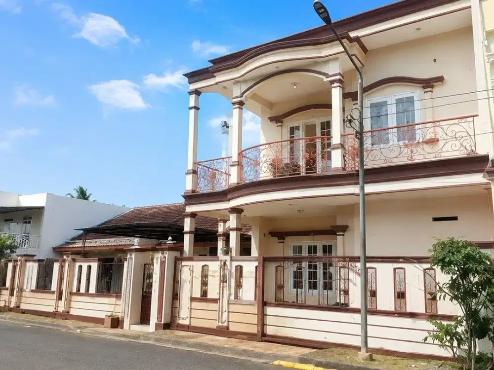 Rumah Hook Murah lokasi depan di Cluster Harapan indah