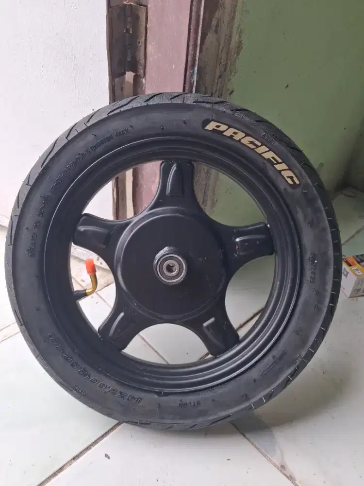 Ban dan pelk sepeda listrik