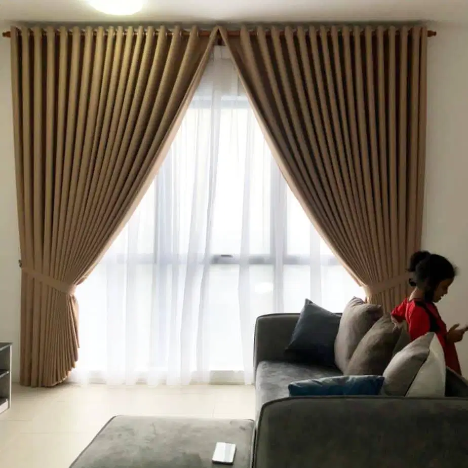 Jasa Pasang Gorden Custom Wallpaper Dinding 3D Gordyn Hordeng Korden