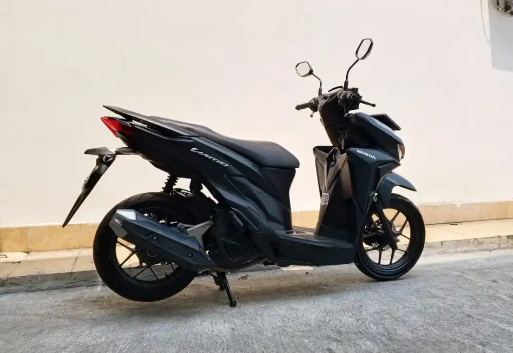 HONDA VARIO 125 CBS ISS TAHUN 2021 CASH KREDIT MURAH DP MULAI 700