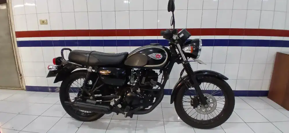 W175 SE CLASIK ANTIK RETRO TH 2018