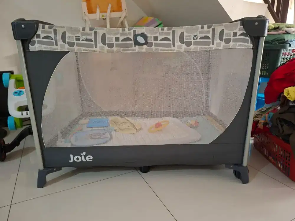 Dijual ranjang bayi merk joie