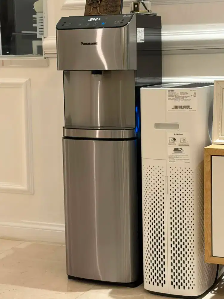 Water Dispenser PANASONIC galon bawah